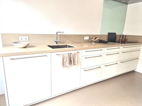 Medium property photo - Van Eeghenstraat 20-2, 1071 GG Amsterdam